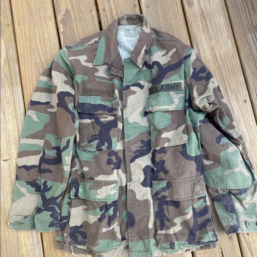 MILITARIA ARMY WOODLAND CAMOUFLAGE JACKET SHIRT SMALL REGULAR